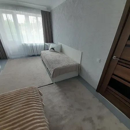 Апартаменти Біля Автовокзалу Rivne Exterior photo